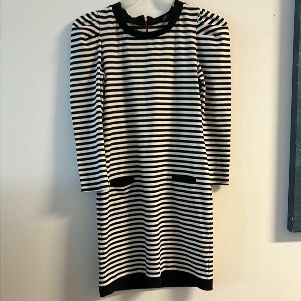 Tiana B Striped Black and White Dress w 2 pockets size M